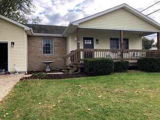 2 Grandview Ave, Jackson, OH 45640