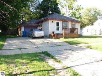 317 E South St, Ithaca, MI 48847