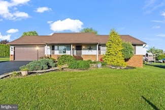10 Fernwood Dr, Myerstown, PA 17067