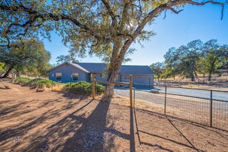 5892 Mckinley Dr, Garden Valley, CA 95633