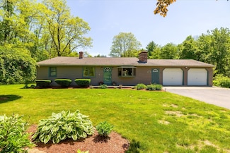 24 Oxford Rd, Charlton, MA 01507