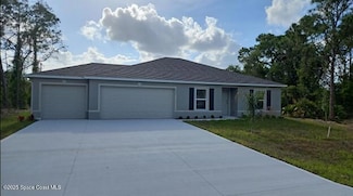 2090 Walsh Ave SE, Palm Bay, FL 32909