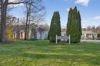 80 Country Ln Unit 11, Vernon Rockville, CT 06066