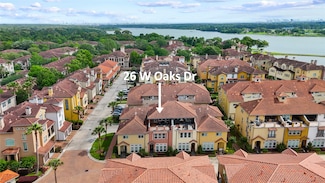 26 W Oaks Dr Unit TRI, Houston, TX 77058