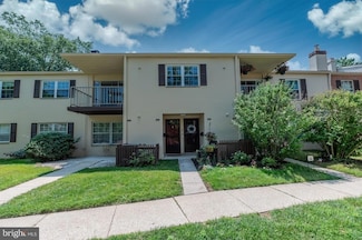 322 Old Forge Crossing, Devon, PA 19333