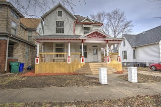 840 W William St, Decatur, IL 62522