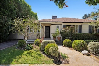13530 Morrison St, Sherman Oaks, CA 91423