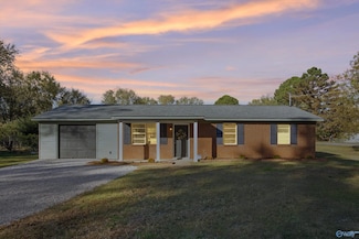 201 Trojan Dr, Hazel Green, AL 35750