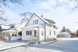 4218 W 8th St, Duluth, MN 55807