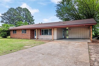 2717 Hoyte Dr, Shreveport, LA 71118