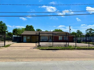 3201 Jeanetta St, Houston, TX 77063