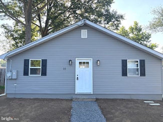 11 Shirley St, Woodstown, NJ 08098