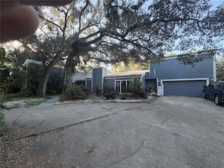 4889 Brigitta Dr, Sarasota, FL 34241