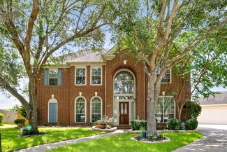 5006 Brannon Hill Ct, Sugar Land, TX 77479
