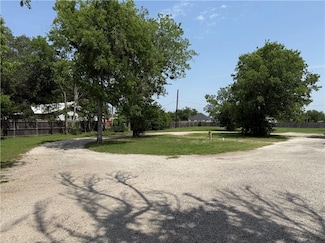 1805 W Highway 21, Caldwell, TX 77836