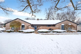 256 E Rahn Rd, Dayton, OH 45429