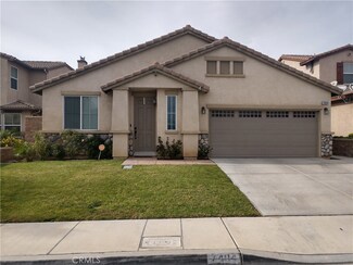 7404 Peppertree Ln, Fontana, CA 92336