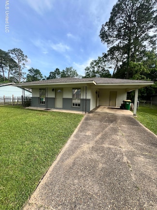 4612 Old Fort Bayou Rd, Ocean Springs, MS 39564