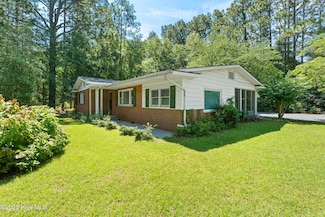 1360 Midland Rd, Southern Pines, NC 28387