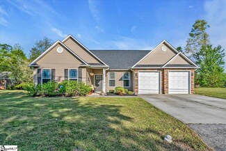 205 Luray Dr, Greenville, SC 29617
