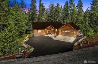 6657 Forest Ridge Dr, Wenatchee, WA 98801