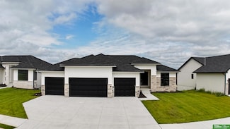 5504 N 212th Ave, Elkhorn, NE 68022