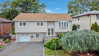 135 Franklin St, Little Ferry, NJ 07643