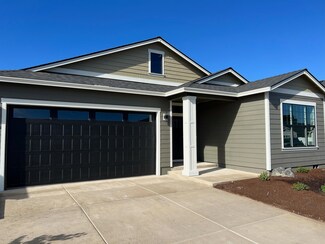 3745 Nicholas Way, Medford, OR 97503