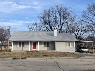 210 N Osage St, Nortonville, KS 66060