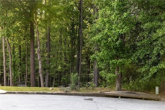 1230 Bullock Place SW, Lilburn, GA 30047