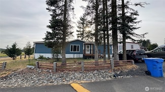 103 Noble Estates Dr, Winlock, WA 98596