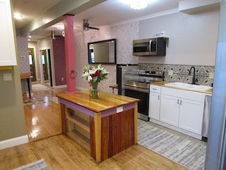 226 Irving St Unit 1, Framingham, MA 01702