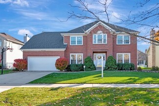 2712 Fairhauser Rd Unit 1, Naperville, IL 60564