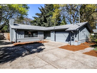 805 Kelly Ln, Eugene, OR 97404