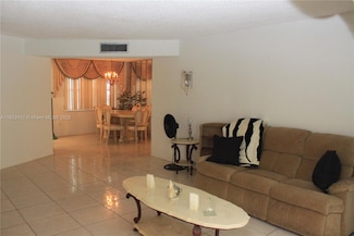 4090 NW 42nd Ave Unit 106, Lauderdale Lakes, FL 33319