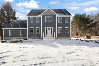 16 Doral Ln, Attleboro, MA 02703