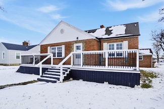 1421 Hurd Ave, Findlay, OH 45840