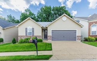 159 Blue Water Dr, Saint Peters, MO 63366