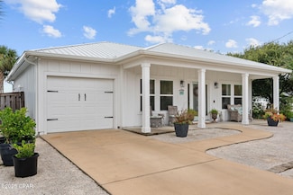 302 S San Souci Blvd, Panama City, FL 32413