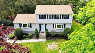 8 Meadowbrook Ln, Holliston, MA 01746