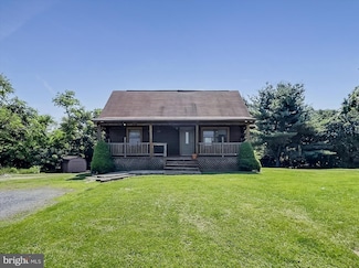 4 Kenmar Dr, Shermans Dale, PA 17090
