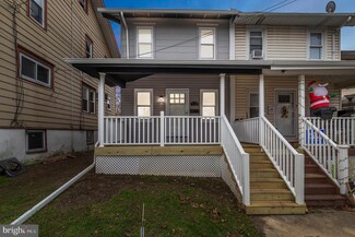 233 Randall St, Crum Lynne, PA 19022