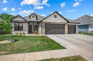 4855 S Aaron Ave, Springfield, MO 65810