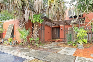 10275 Greenhouse Rd, Pembroke Pines, FL 33026