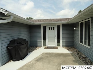 380 S Yorktown Pike #32 Unit 32, Mason City, IA 50401
