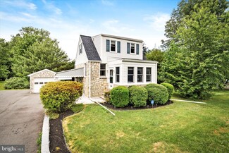 121 Florence Ave, Ewing, NJ 08618