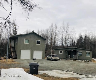 1650 N Winding Brook Loop Unit B, Palmer, AK 99645