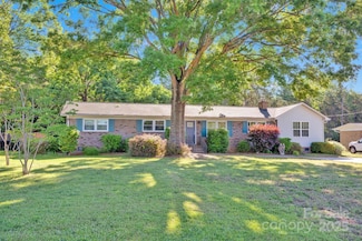 1924 Lakeview Dr, Rock Hill, SC 29732