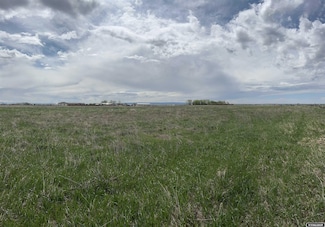 3 Doc Bar Rd, Farson, WY 82932