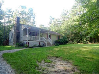 5831 Collins Run Pkwy, Providence Forge, VA 23140